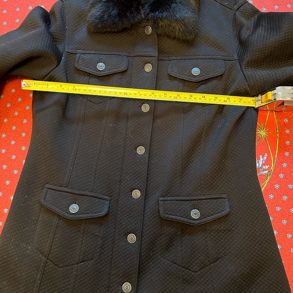 Anne Fountaine Black with real Rabbit Fur detachable cuffs/collar coat Size 12 - Picture 9 of 10